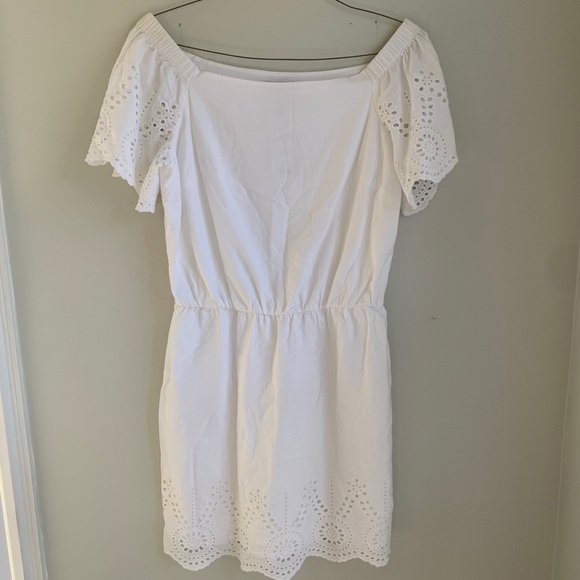 White Lace Dress - Picture 2 of 7